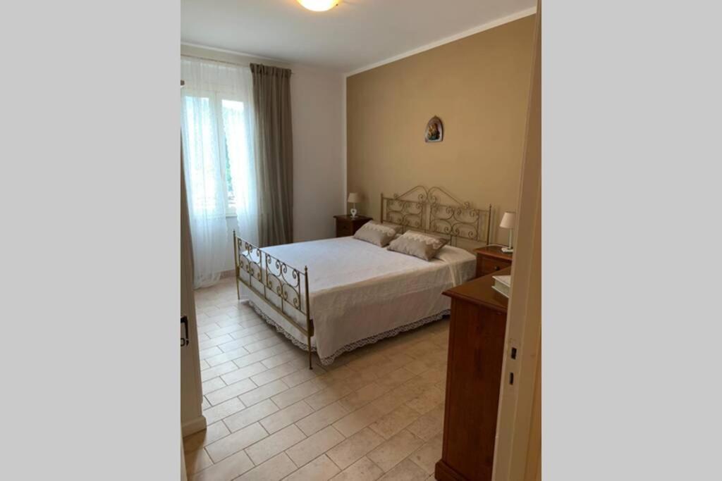 Casa Flea - Holiday Apartment With 2 Bedrooms Gualdo Tadino Exterior photo